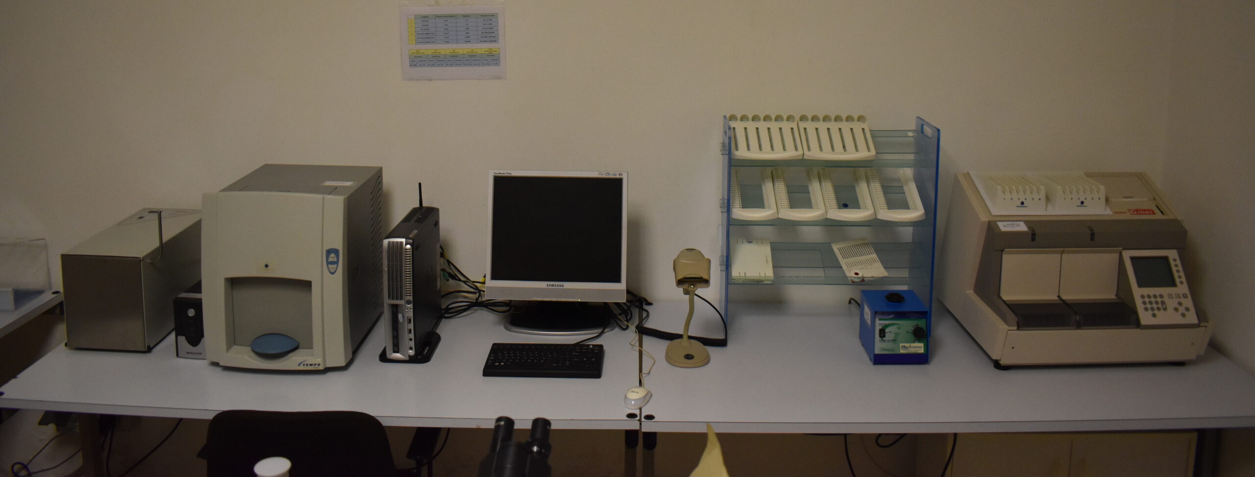 Strumentazione del Laboratorio analisi alimenti I.S.Q. LAB